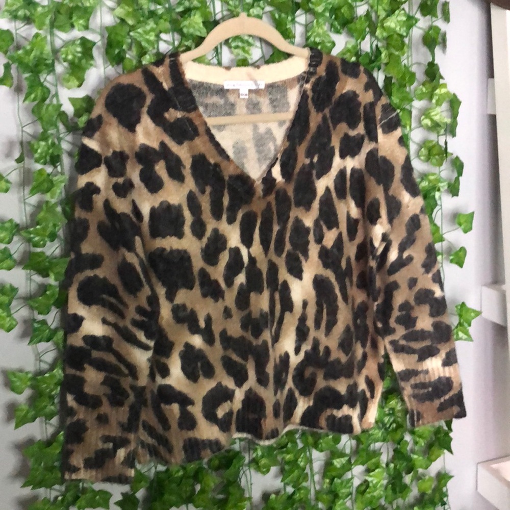 Young fabulous Broke leopard sweater size small medium